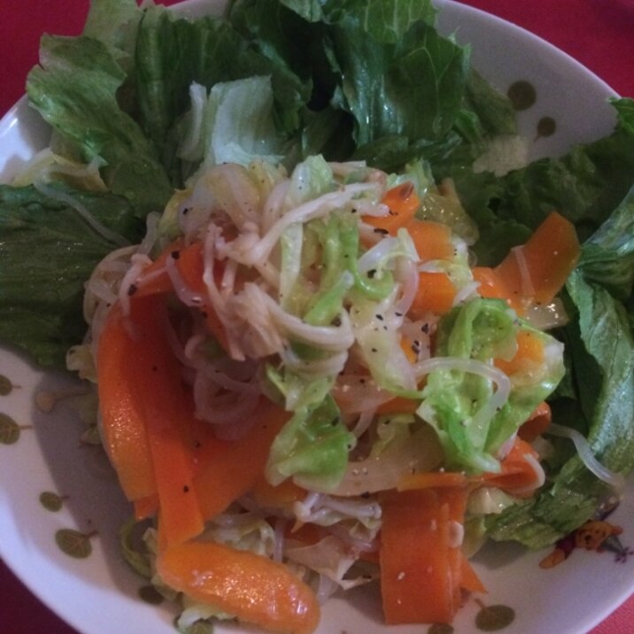 かけるギョーザの具で！野菜としらたきの炒めもの